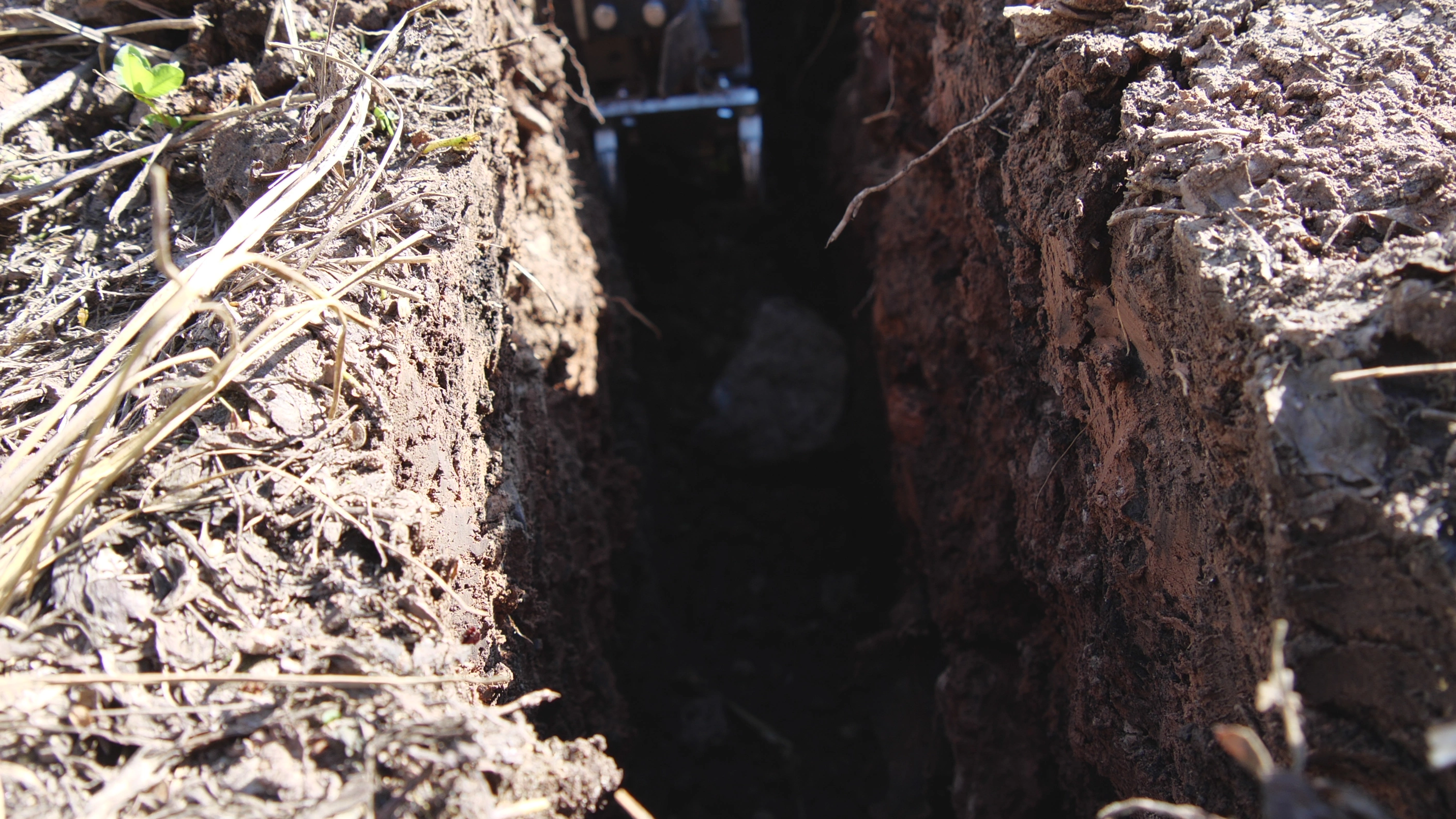 Бара – цепной экскаватор (траншеекопатель) для погрузчика. Фото 10 в галерее